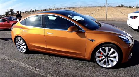 2018 Tesla Model 3 Dual Motor Performance 1/4 mile Drag Racing timeslip specs 0-60 - DragTimes.com