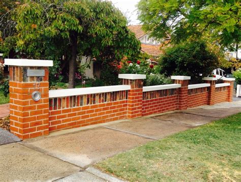 Brick fence, Ben's brickwork | Backyard fences, Modern fence, Fence decor