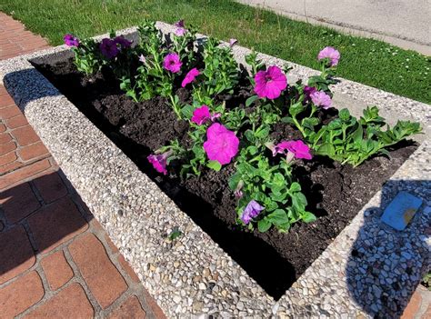 Prophetstown’s Main Street Is Blooming | AroundPtown.com