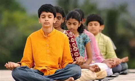 Isha Kriya Meditation: Philosophy, Techniques and Benefits