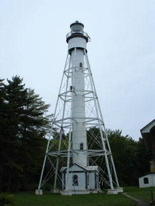 The Lighthouses of Apostle Islands - Apostle Islands Cruises