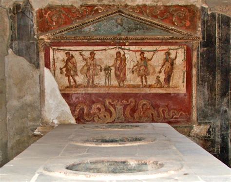 Take-out restaurants existed in ancient Rome and were called "thermopolia" - The Vintage News