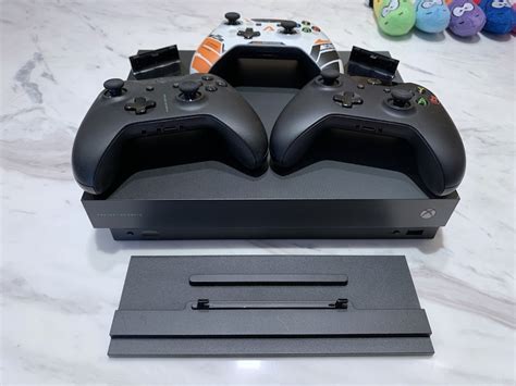 Model: XBOX One X (Project Scorpio Edition 1Tb) + 3 Controllers (USED) SOLD