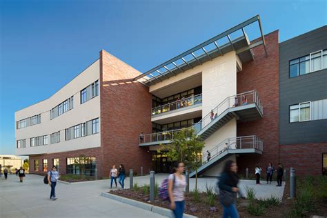 East Los Angeles College, Math & Science Complex - HGA