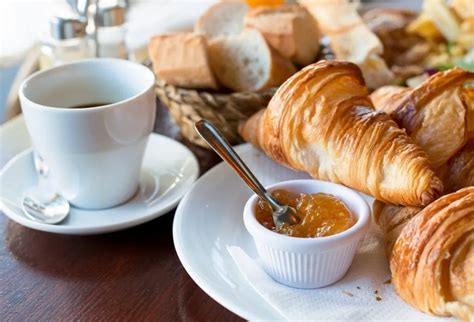 French Breakfast Guide: How to Enjoy Breakfast in France