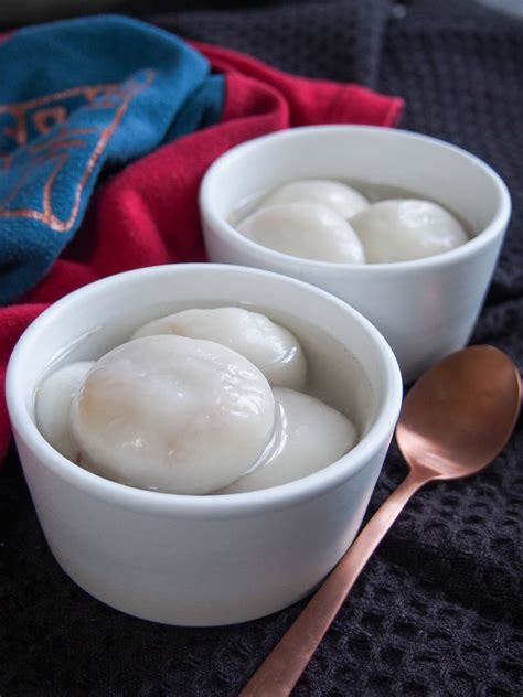 Chinese sweet dumplings - tangyuan - Caroline's Cooking