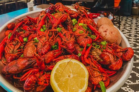 10 Black-Owned Crawfish Restaurants in Houston - Black Restaurant Week