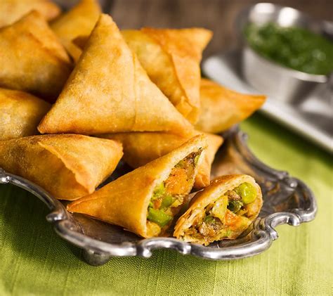 Samosa - Foodwiki - Takeaway.com