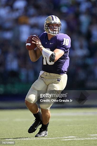 University Of Washington 10 Jake Locker Photos and Premium High Res Pictures - Getty Images