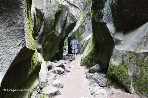 Crack-In-The-Ground Hike - A Journey Through the Depth - Oregon Discovery