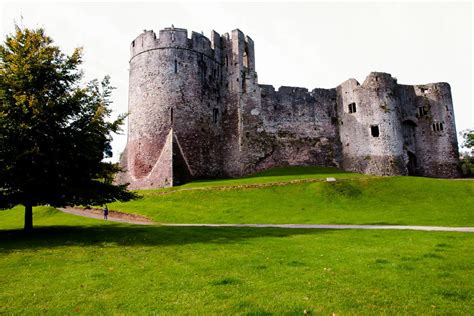 Eight historic castles near Bristol - from Chepstow Castle to Berkeley ...