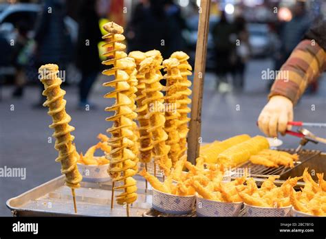 Potato twister hi-res stock photography and images - Alamy