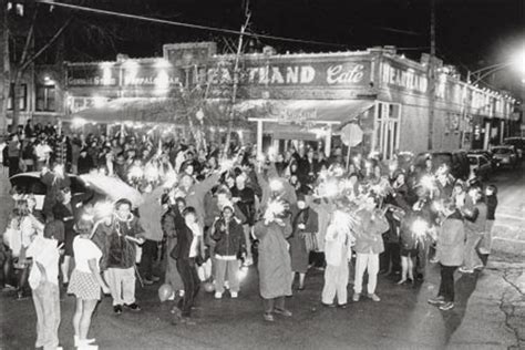 Rogers Park History: Revelers Gathered Outside Heartland Cafe 15 Years ...