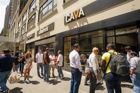 NYC workers wait 90 minutes in line for Cava's trendy lunch