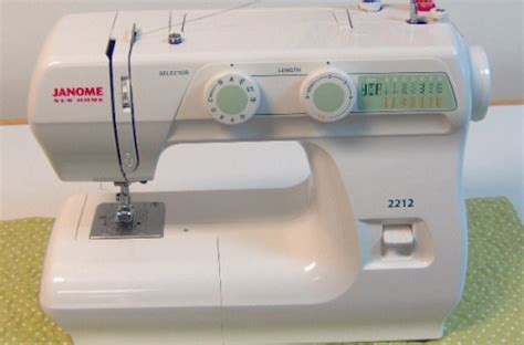 Janome 2212 Review | Sewing Insight