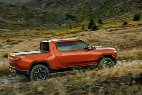 Rivian R1T Electric Truck Photos - Zero To 60 Times