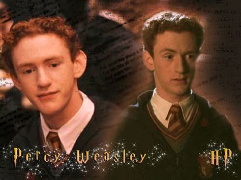 Percy Weasley - The Weasley Family Photo (28758717) - Fanpop