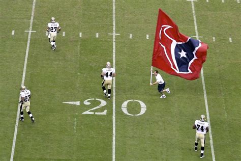 enemy territory | Texans' flag in New Orleans' Saints territ… | Flickr
