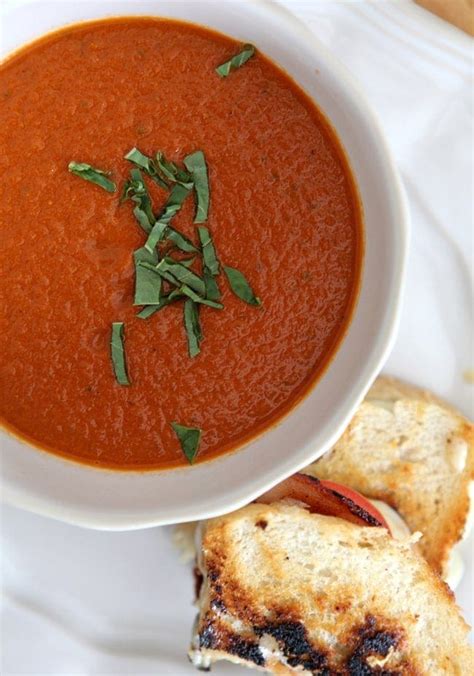 Spicy Tomato Soup // The Speckled Palate