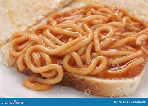 Spaghetti on toast stock photo. Image of noodles, bread - 47594904