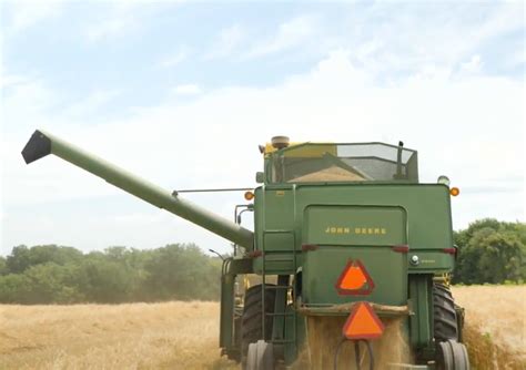 Agriculture Technology Avenue: Harvesting barley