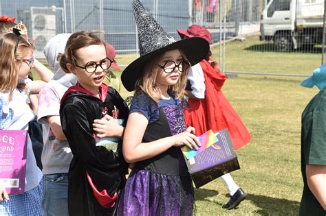 Some more book week parade... - Albany Creek State School