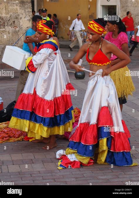 Cumbia hi-res stock photography and images - Alamy