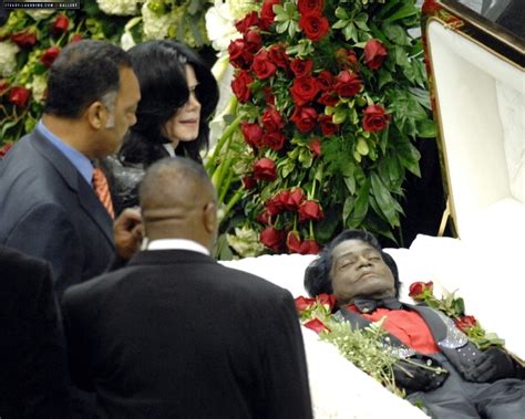 2006 / Funeral of James Brown - Michael Jackson Photo (7410490 ...