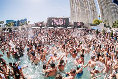 Vegas Pool Parties: The Five Best Parties to Hit Up in Sin City