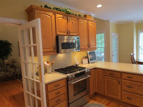 Best Kitchen Paint Colors With Oak Cabinets - My Kitchen Interior | MYKITCHENINTERIOR