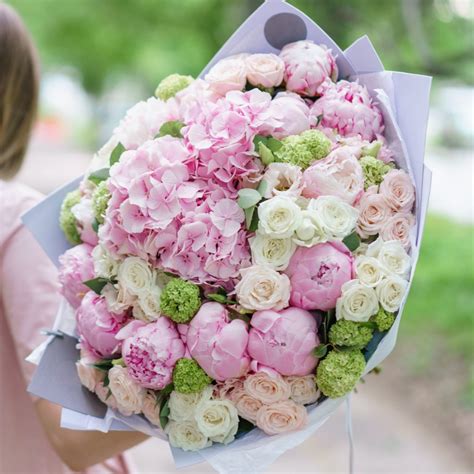 Hydrangea & Peonies Bouquet | Infinite Monte Carlo