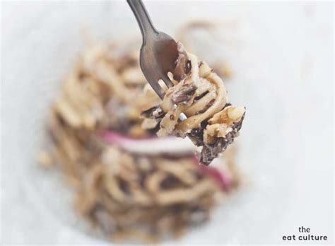 SCIALATIELLI PASTA WITH WALNUT SAUCE & RED CHICORY - The Eat Culture