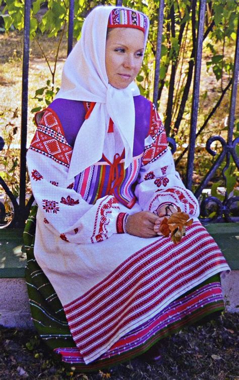 Local style: Traditional costume of Belarus by region