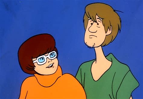 Scooby Doo Velma And Shaggy Kiss