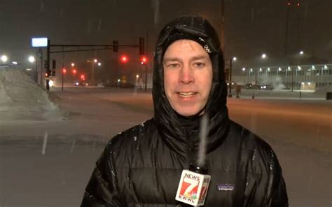 Sports Reporter Gets Upset About Having To Cover Winter Storm And Goes Viral [Video] » BuzzFeeds