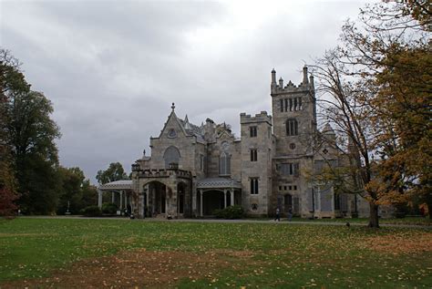 Lyndhurst Castle in Tarrytown, New York - Kid-friendly Attractions | Trekaroo