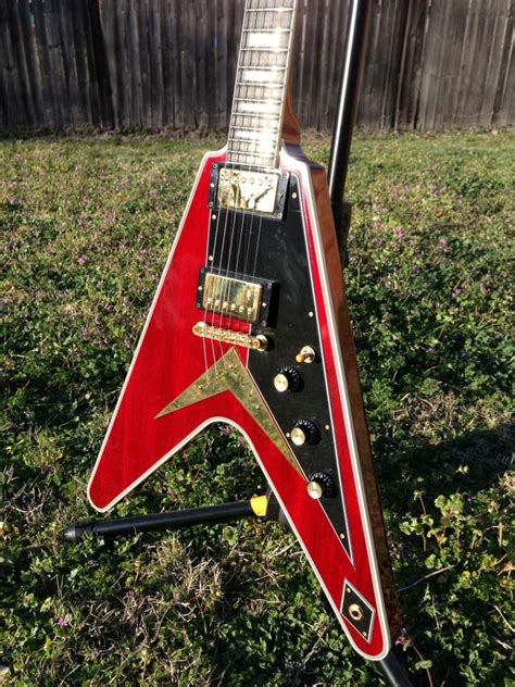 NGD: '03 Gibson Flying V Custom Cherry - MyLesPaul.com | Gibson flying v, Flying v, Flying v guitar