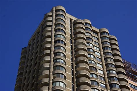 Lincoln Plaza Towers Apartments (Manhattan, 1973) | Structurae