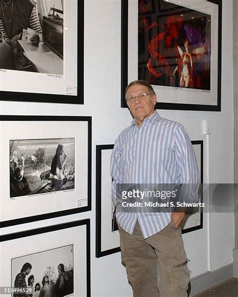 Henry Diltz Photo Session At The Morrison Hotel Gallery Photos and ...