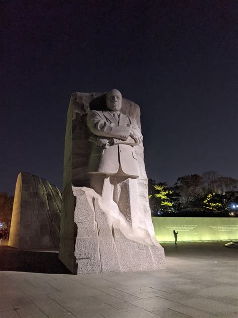 Martin Luther King, Jr. Memorial - Go Wandering