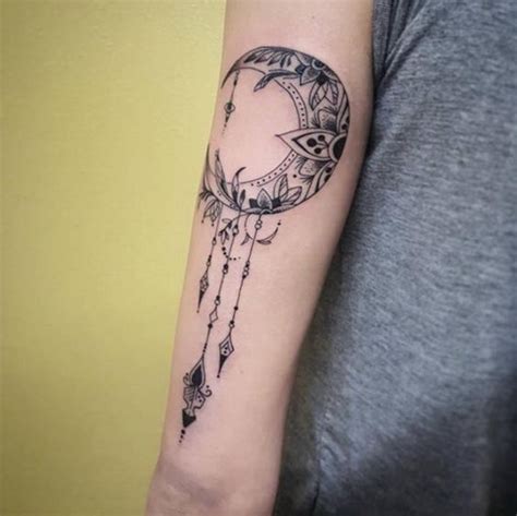 30+ Examples of Amazing and Meaningful Moon Tattoos - For Creative Juice