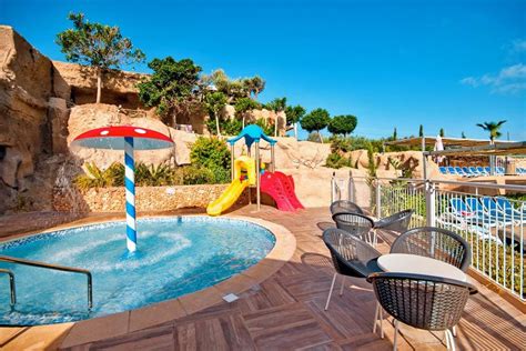 8 Best Family Friendly Hotels in Malta - Where To Go With Kids