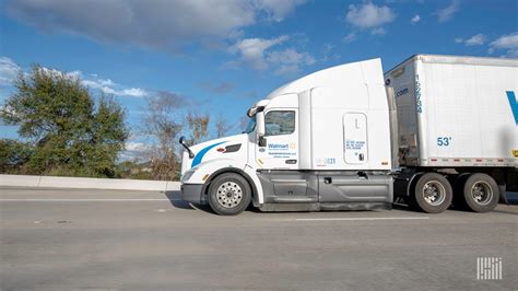 Walmart takes truck driver pay to the executive level - FreightWaves