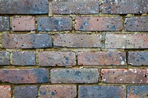 Brick Wall Repointing Cost - WhatPrice?