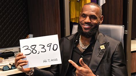 Photos: LeBron James Becomes the NBA's All-Time Leading Scorer Photo ...