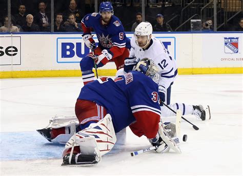 Rangers Down Maple Leafs for fifth consecutive win.