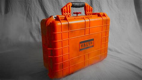 This Steam Deck case is a neat tribute to Valve’s Orange Box