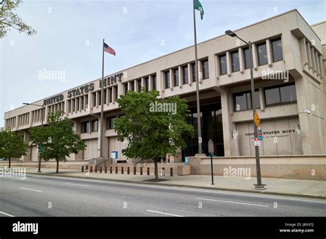 United states mint building Philadelphia USA Stock Photo - Alamy