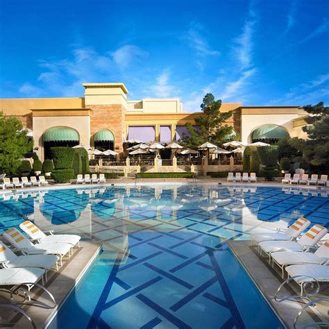 The Best Pools in Las Vegas — From Luxe Hotels to Beach Clubs | Best ...