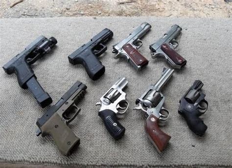 Handguns for dummies: Different kinds of guns